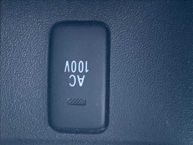 ハイエースバン ロングスーパーＧＬ　４ＷＤ　ディーゼル　後席フリップダウン　メモリーナビ　バックカメラ　ＡＣ１００Ｖ電源　ブルートゥース　フルセグＴＶ　ＥＴＣ　ＬＥＤライト　両側スライドドア　ミュージックサーバー　ＵＳＢポート　フォグ（8枚目）