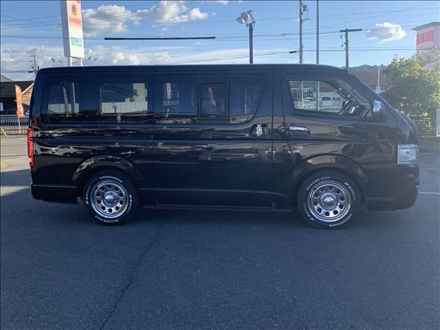 ハイエースバン ロングスーパーＧＬ　４ＷＤ　ディーゼル　後席フリップダウン　メモリーナビ　バックカメラ　ＡＣ１００Ｖ電源　ブルートゥース　フルセグＴＶ　ＥＴＣ　ＬＥＤライト　両側スライドドア　ミュージックサーバー　ＵＳＢポート　フォグ（18枚目）