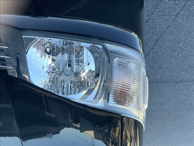 ハイエースバン ロングスーパーＧＬ　４ＷＤ　ディーゼル　後席フリップダウン　メモリーナビ　バックカメラ　ＡＣ１００Ｖ電源　ブルートゥース　フルセグＴＶ　ＥＴＣ　ＬＥＤライト　両側スライドドア　ミュージックサーバー　ＵＳＢポート　フォグ（24枚目）