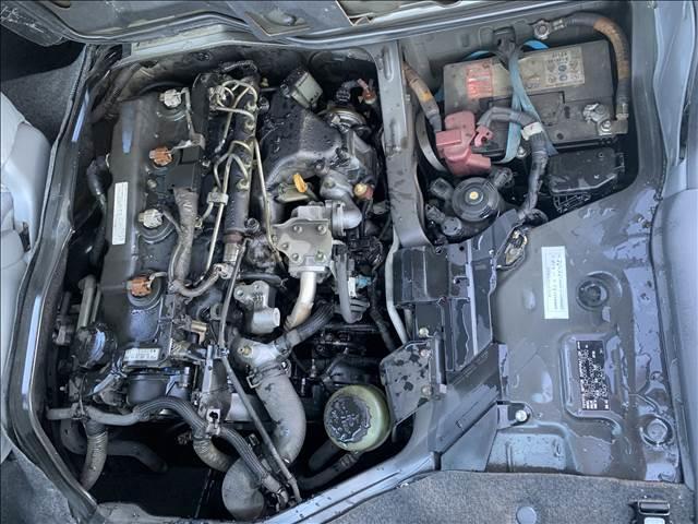 ハイエースバン ロングスーパーＧＬ　４ＷＤ　ディーゼル　後席フリップダウン　メモリーナビ　バックカメラ　ＡＣ１００Ｖ電源　ブルートゥース　フルセグＴＶ　ＥＴＣ　ＬＥＤライト　両側スライドドア　ミュージックサーバー　ＵＳＢポート　フォグ（34枚目）