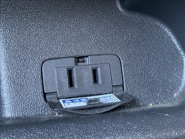 ハイエースバン ロングスーパーＧＬ　４ＷＤ　ディーゼル　後席フリップダウン　メモリーナビ　バックカメラ　ＡＣ１００Ｖ電源　ブルートゥース　フルセグＴＶ　ＥＴＣ　ＬＥＤライト　両側スライドドア　ミュージックサーバー　ＵＳＢポート　フォグ（42枚目）