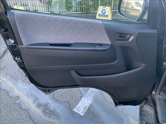 ハイエースバン ロングスーパーＧＬ　４ＷＤ　ディーゼル　後席フリップダウン　メモリーナビ　バックカメラ　ＡＣ１００Ｖ電源　ブルートゥース　フルセグＴＶ　ＥＴＣ　ＬＥＤライト　両側スライドドア　ミュージックサーバー　ＵＳＢポート　フォグ（57枚目）