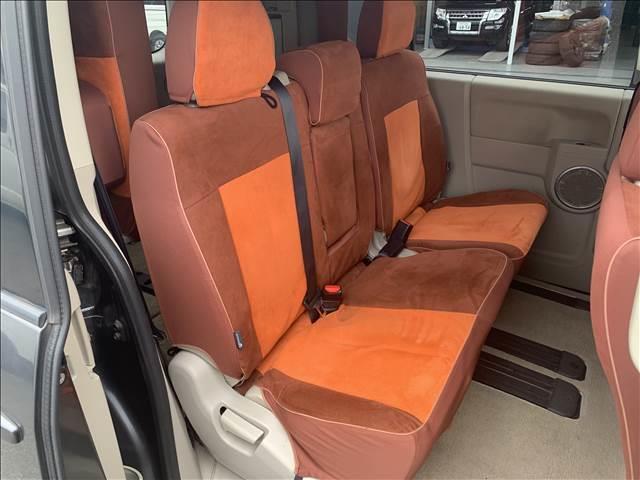 デリカＤ：５ Ｄ　パワーパッケージ　４ＷＤ　クリーンディーゼルターボ　フリップダウンモニター　ＳＤナビ／地デジＴＶ　バックカメラ　クルーズコントロール　シートヒーター　両側パワースライドドア　ブルートゥース　ワンオーナー（10枚目）