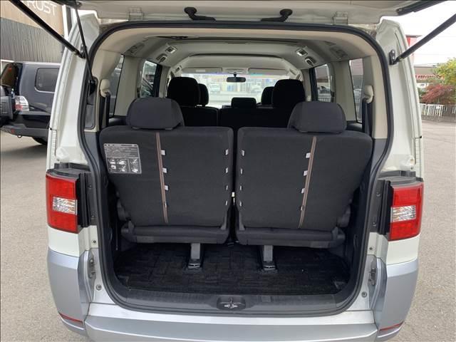 デリカＤ：５ Ｄ　プレミアム　４ＷＤ　クリーンディーゼルターボ　両側電動スライドドア　ロックフォードサウンド　クルーズコントロール　シートヒーター　エクストリームＪアルミホイール　禁煙車　ブルートゥース　フルセグ　ＨＩＤライト（11枚目）