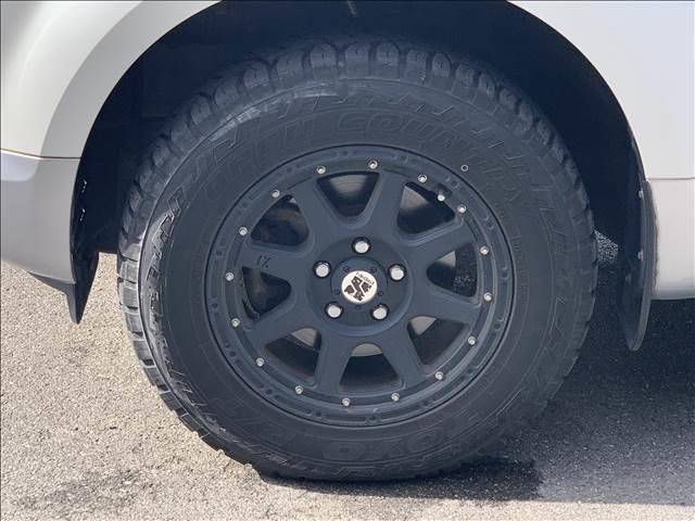 デリカＤ：５ Ｄ　プレミアム　４ＷＤ　クリーンディーゼルターボ　両側電動スライドドア　ロックフォードサウンド　クルーズコントロール　シートヒーター　エクストリームＪアルミホイール　禁煙車　ブルートゥース　フルセグ　ＨＩＤライト（31枚目）