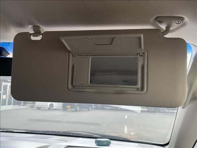 デリカＤ：５ Ｄ　プレミアム　４ＷＤ　クリーンディーゼルターボ　両側電動スライドドア　ロックフォードサウンド　クルーズコントロール　シートヒーター　エクストリームＪアルミホイール　禁煙車　ブルートゥース　フルセグ　ＨＩＤライト（51枚目）