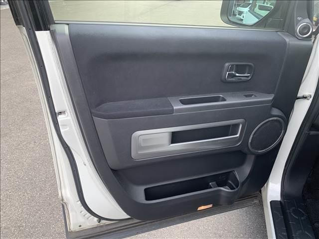 デリカＤ：５ Ｄ　プレミアム　４ＷＤ　クリーンディーゼルターボ　両側電動スライドドア　ロックフォードサウンド　クルーズコントロール　シートヒーター　エクストリームＪアルミホイール　禁煙車　ブルートゥース　フルセグ　ＨＩＤライト（57枚目）