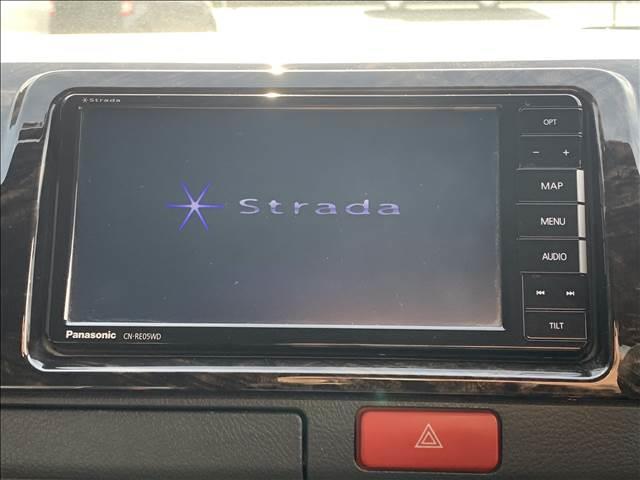 ハイエースバン スーパーＧＬ　ダークプライムＩＩ　ディーゼルターボ　５型セーフティセンスＰ　特別仕様車　ＳＤナビ／フルセグ　バックカメラ　ハーフレザー　ＬＥＤヘッドライト　ブルートゥース　衝突軽減　禁煙車　ドライブレコーダー　ウッドコンビハンドル（4枚目）