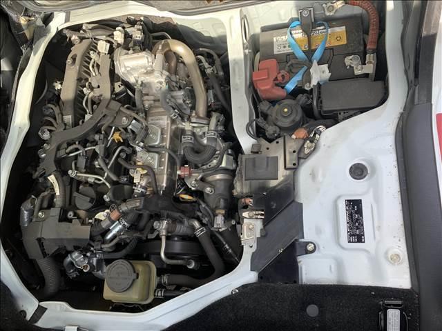 ハイエースバン スーパーＧＬ　ダークプライムＩＩ　ディーゼルターボ　５型セーフティセンスＰ　特別仕様車　ＳＤナビ／フルセグ　バックカメラ　ハーフレザー　ＬＥＤヘッドライト　ブルートゥース　衝突軽減　禁煙車　ドライブレコーダー　ウッドコンビハンドル（34枚目）