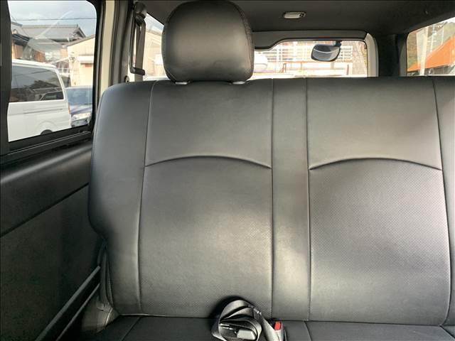 ハイエースバン スーパーＧＬ　ダークプライムＩＩ　ディーゼルターボ　５型セーフティセンスＰ　特別仕様車　ＳＤナビ／フルセグ　バックカメラ　ハーフレザー　ＬＥＤヘッドライト　ブルートゥース　衝突軽減　禁煙車　ドライブレコーダー　ウッドコンビハンドル（59枚目）