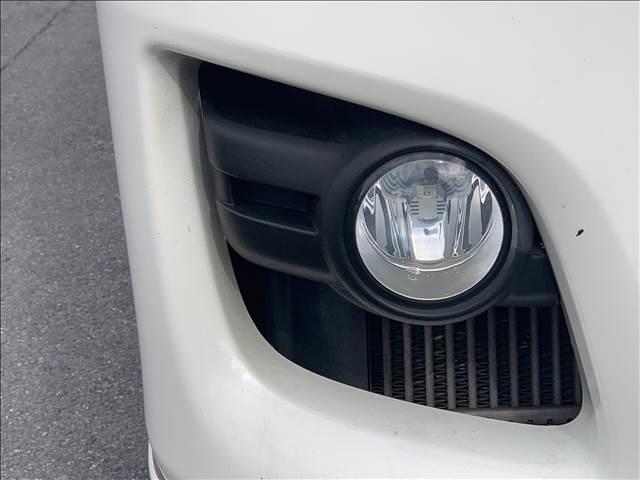 NV350キャラバンバン ロングプレミアムGXターボ 禁煙車 純正SDナビ バックカメラ フルセグTV Bluetooth HIDヘッドライト フロントエアロ ドライブレコーダー ETC フォグランプ オートライト DVD再生 ミュージックサーバー(26枚目)