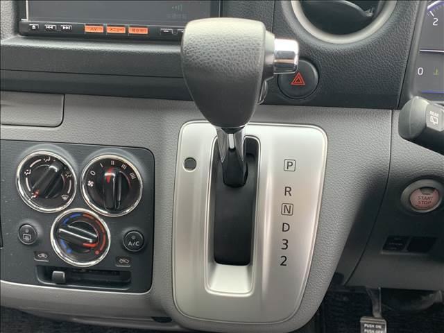 NV350キャラバンバン ロングプレミアムGXターボ 禁煙車 純正SDナビ バックカメラ フルセグTV Bluetooth HIDヘッドライト フロントエアロ ドライブレコーダー ETC フォグランプ オートライト DVD再生 ミュージックサーバー(37枚目)
