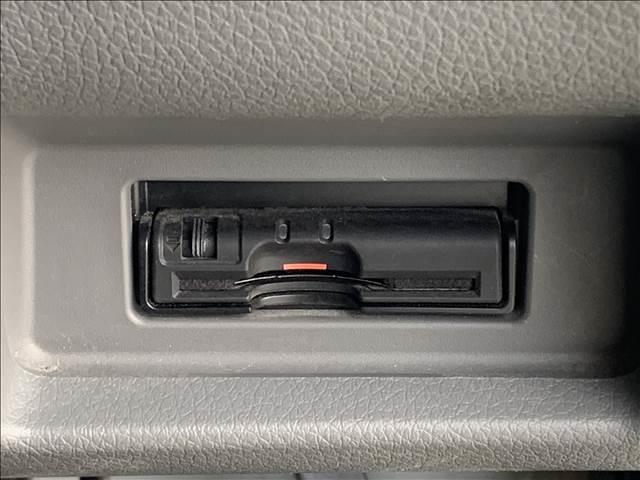 NV350キャラバンバン ロングプレミアムGXターボ 禁煙車 純正SDナビ バックカメラ フルセグTV Bluetooth HIDヘッドライト フロントエアロ ドライブレコーダー ETC フォグランプ オートライト DVD再生 ミュージックサーバー(39枚目)