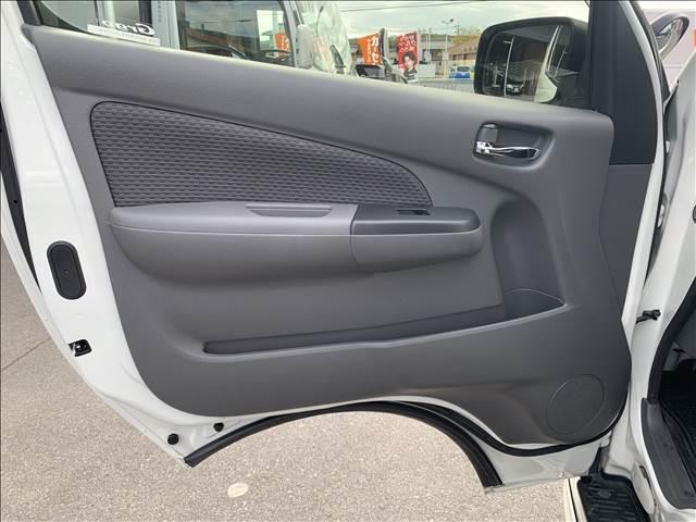 NV350キャラバンバン ロングプレミアムGXターボ 禁煙車 純正SDナビ バックカメラ フルセグTV Bluetooth HIDヘッドライト フロントエアロ ドライブレコーダー ETC フォグランプ オートライト DVD再生 ミュージックサーバー(51枚目)