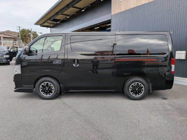 NV350キャラバンバン ロングプレミアムGXターボ 純正ナビ 衝突軽減ブレーキ 全周囲カメラ Bluetooth フルセグTV パワースライドドア LEDヘッドライト 禁煙車 スマートキー 盗難防止装置 電動格納ミラー ETC(25枚目)