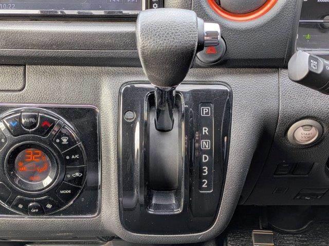 NV350キャラバンバン ロングプレミアムGXターボ 純正ナビ 衝突軽減ブレーキ 全周囲カメラ Bluetooth フルセグTV パワースライドドア LEDヘッドライト 禁煙車 スマートキー 盗難防止装置 電動格納ミラー ETC(41枚目)
