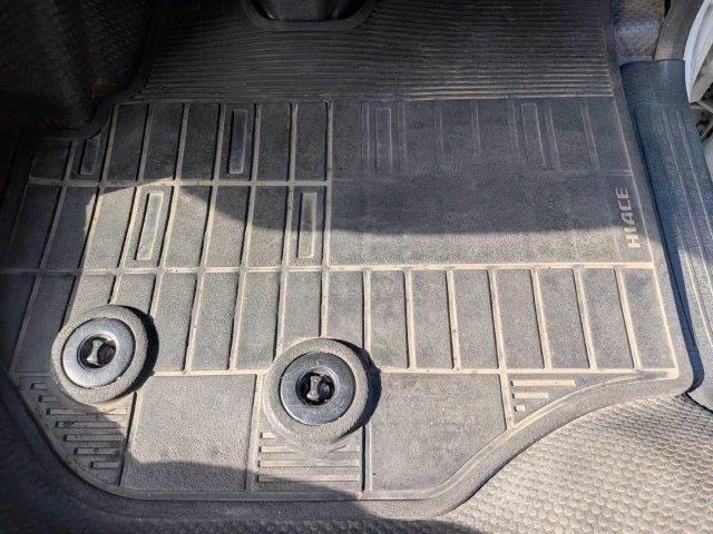 ハイエースバン ＤＸ　ＧＬパッケージ　純正ＳＤナビ　衝突軽減ブレーキ　バックカメラ　両側スライドドア　ＬＥＤヘッドライト　地デジＴＶ　Ｂｌｕｅｔｏｏｔｈ　ＥＴＣ　オートマチックハイビーム　横滑り防止装置　電動格納ミラー（43枚目）