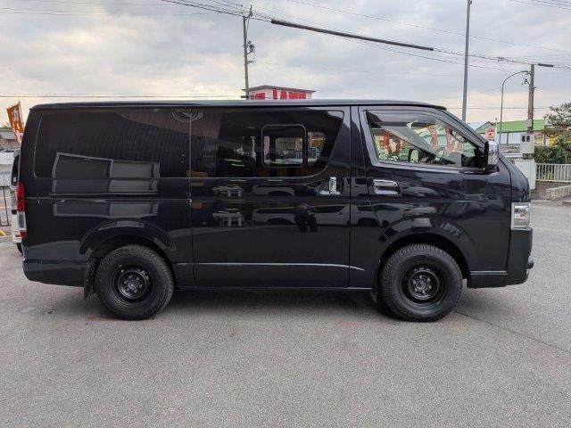 ハイエースバン スーパーGL ダークプライムII 4WD ディーゼルターボ 禁煙車 衝突軽減ブレーキ メモリーナビ バックカメラ ブルートゥース HIDヘッド スマートキー オートハイビーム ミュージックサーバー 盗難防止 ドラレコ 両側スライドドア(20枚目)