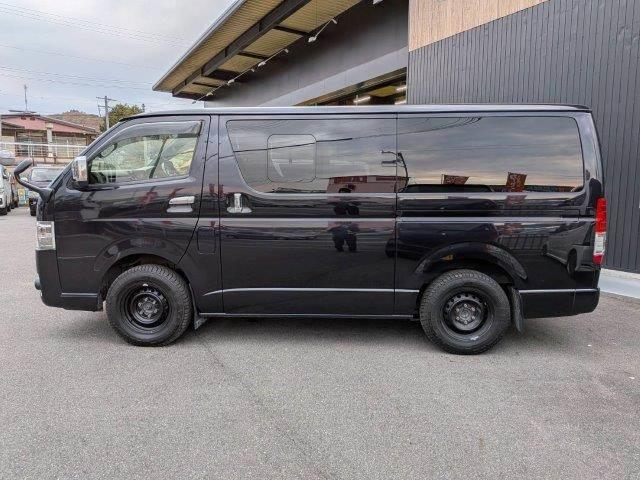 ハイエースバン スーパーGL ダークプライムII 4WD ディーゼルターボ 禁煙車 衝突軽減ブレーキ メモリーナビ バックカメラ ブルートゥース HIDヘッド スマートキー オートハイビーム ミュージックサーバー 盗難防止 ドラレコ 両側スライドドア(24枚目)