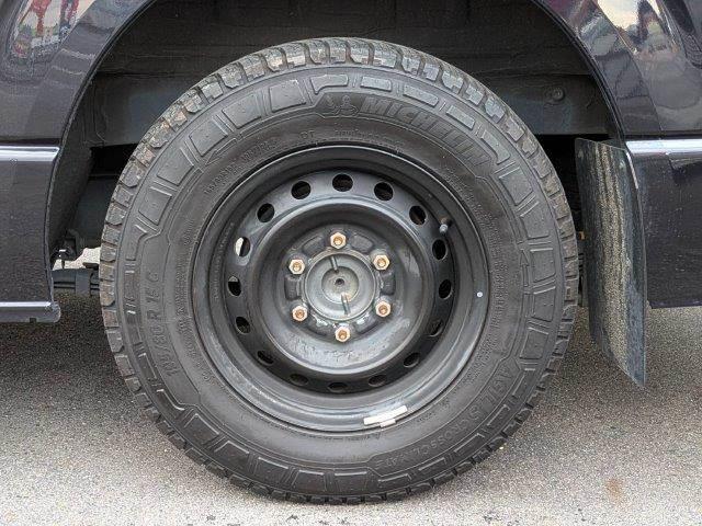 ハイエースバン スーパーGL ダークプライムII 4WD ディーゼルターボ 禁煙車 衝突軽減ブレーキ メモリーナビ バックカメラ ブルートゥース HIDヘッド スマートキー オートハイビーム ミュージックサーバー 盗難防止 ドラレコ 両側スライドドア(32枚目)