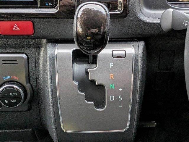 ハイエースバン スーパーGL ダークプライムII 4WD ディーゼルターボ 禁煙車 衝突軽減ブレーキ メモリーナビ バックカメラ ブルートゥース HIDヘッド スマートキー オートハイビーム ミュージックサーバー 盗難防止 ドラレコ 両側スライドドア(39枚目)