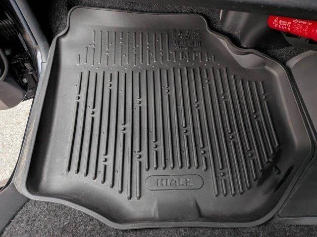 ハイエースバン スーパーGL ダークプライムII 4WD ディーゼルターボ 禁煙車 衝突軽減ブレーキ メモリーナビ バックカメラ ブルートゥース HIDヘッド スマートキー オートハイビーム ミュージックサーバー 盗難防止 ドラレコ 両側スライドドア(47枚目)