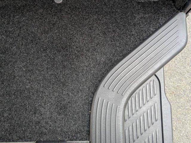 ハイエースバン スーパーGL ダークプライムII 4WD ディーゼルターボ 禁煙車 衝突軽減ブレーキ メモリーナビ バックカメラ ブルートゥース HIDヘッド スマートキー オートハイビーム ミュージックサーバー 盗難防止 ドラレコ 両側スライドドア(48枚目)