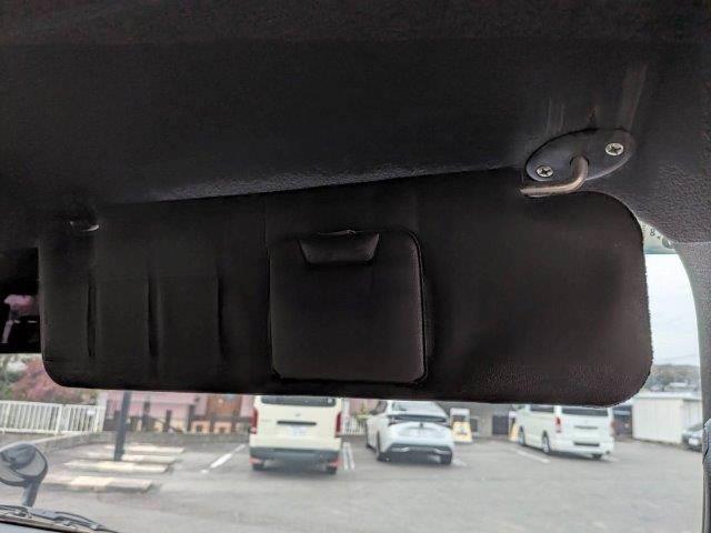 ハイエースバン スーパーGL ダークプライムII 4WD ディーゼルターボ 禁煙車 衝突軽減ブレーキ メモリーナビ バックカメラ ブルートゥース HIDヘッド スマートキー オートハイビーム ミュージックサーバー 盗難防止 ドラレコ 両側スライドドア(51枚目)