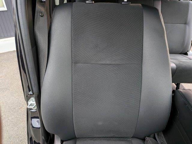 ハイエースバン スーパーGL ダークプライムII 4WD ディーゼルターボ 禁煙車 衝突軽減ブレーキ メモリーナビ バックカメラ ブルートゥース HIDヘッド スマートキー オートハイビーム ミュージックサーバー 盗難防止 ドラレコ 両側スライドドア(55枚目)