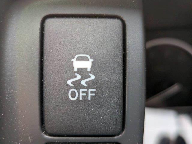 ハイエースバン スーパーＧＬ　ダークプライムＩＩ　モデリスタフルエアロ　５型セーフティセンス　両側パワースライドドア　メモリーナビ　ＬＥＤヘッドライト　特別仕様車　バックカメラ　ＡＣ１００Ｖ電源　Ｂｌｕｅｔｏｏｔｈ　フルセグＴＶ　ミュージックサーバー（7枚目）