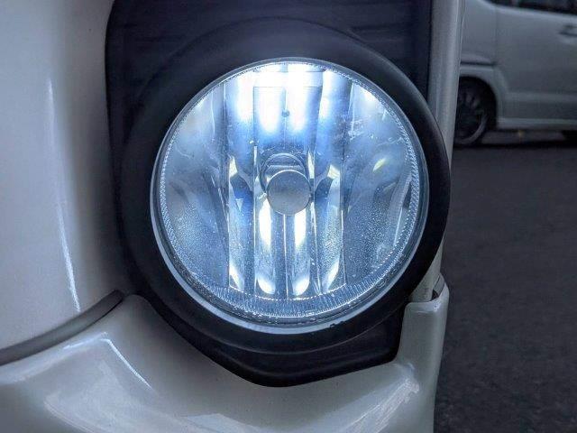 ハイエースバン スーパーＧＬ　ダークプライムＩＩ　モデリスタフルエアロ　５型セーフティセンス　両側パワースライドドア　メモリーナビ　ＬＥＤヘッドライト　特別仕様車　バックカメラ　ＡＣ１００Ｖ電源　Ｂｌｕｅｔｏｏｔｈ　フルセグＴＶ　ミュージックサーバー（16枚目）