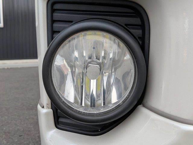 ハイエースバン スーパーＧＬ　ダークプライムＩＩ　モデリスタフルエアロ　５型セーフティセンス　両側パワースライドドア　メモリーナビ　ＬＥＤヘッドライト　特別仕様車　バックカメラ　ＡＣ１００Ｖ電源　Ｂｌｕｅｔｏｏｔｈ　フルセグＴＶ　ミュージックサーバー（28枚目）