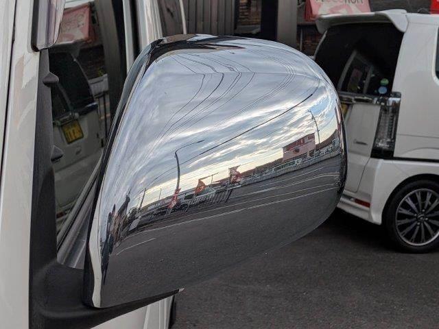 ハイエースバン スーパーＧＬ　ダークプライムＩＩ　モデリスタフルエアロ　５型セーフティセンス　両側パワースライドドア　メモリーナビ　ＬＥＤヘッドライト　特別仕様車　バックカメラ　ＡＣ１００Ｖ電源　Ｂｌｕｅｔｏｏｔｈ　フルセグＴＶ　ミュージックサーバー（29枚目）