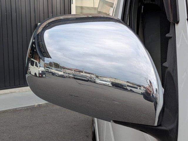 ハイエースバン スーパーＧＬ　ダークプライムＩＩ　モデリスタフルエアロ　５型セーフティセンス　両側パワースライドドア　メモリーナビ　ＬＥＤヘッドライト　特別仕様車　バックカメラ　ＡＣ１００Ｖ電源　Ｂｌｕｅｔｏｏｔｈ　フルセグＴＶ　ミュージックサーバー（30枚目）
