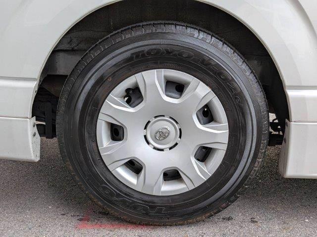 ハイエースバン スーパーＧＬ　ダークプライムＩＩ　モデリスタフルエアロ　５型セーフティセンス　両側パワースライドドア　メモリーナビ　ＬＥＤヘッドライト　特別仕様車　バックカメラ　ＡＣ１００Ｖ電源　Ｂｌｕｅｔｏｏｔｈ　フルセグＴＶ　ミュージックサーバー（31枚目）