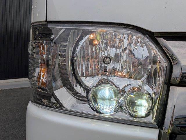 ハイエースバン スーパーＧＬ　ダークプライムＩＩ　モデリスタフルエアロ　５型セーフティセンス　両側パワースライドドア　メモリーナビ　ＬＥＤヘッドライト　特別仕様車　バックカメラ　ＡＣ１００Ｖ電源　Ｂｌｕｅｔｏｏｔｈ　フルセグＴＶ　ミュージックサーバー（34枚目）