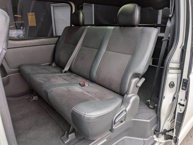 ハイエースバン スーパーＧＬ　ダークプライムＩＩ　モデリスタフルエアロ　５型セーフティセンス　両側パワースライドドア　メモリーナビ　ＬＥＤヘッドライト　特別仕様車　バックカメラ　ＡＣ１００Ｖ電源　Ｂｌｕｅｔｏｏｔｈ　フルセグＴＶ　ミュージックサーバー（38枚目）