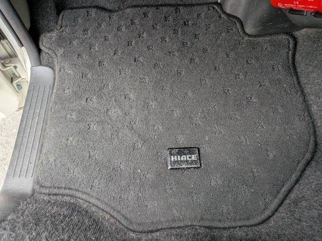 ハイエースバン スーパーＧＬ　ダークプライムＩＩ　モデリスタフルエアロ　５型セーフティセンス　両側パワースライドドア　メモリーナビ　ＬＥＤヘッドライト　特別仕様車　バックカメラ　ＡＣ１００Ｖ電源　Ｂｌｕｅｔｏｏｔｈ　フルセグＴＶ　ミュージックサーバー（47枚目）