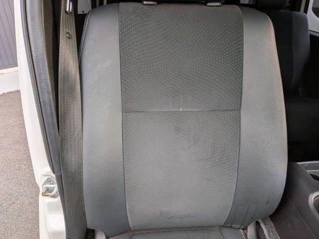 ハイエースバン スーパーＧＬ　ダークプライムＩＩ　モデリスタフルエアロ　５型セーフティセンス　両側パワースライドドア　メモリーナビ　ＬＥＤヘッドライト　特別仕様車　バックカメラ　ＡＣ１００Ｖ電源　Ｂｌｕｅｔｏｏｔｈ　フルセグＴＶ　ミュージックサーバー（56枚目）