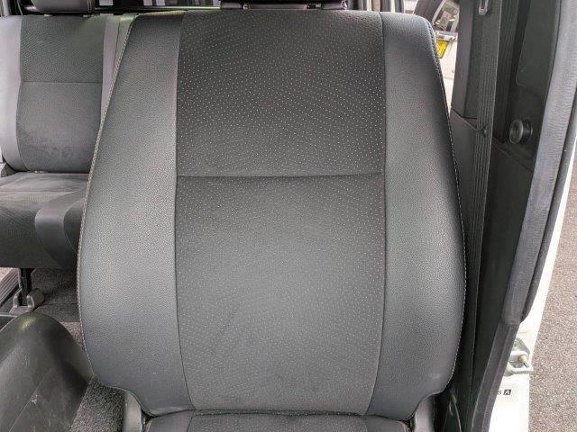 ハイエースバン スーパーＧＬ　ダークプライムＩＩ　モデリスタフルエアロ　５型セーフティセンス　両側パワースライドドア　メモリーナビ　ＬＥＤヘッドライト　特別仕様車　バックカメラ　ＡＣ１００Ｖ電源　Ｂｌｕｅｔｏｏｔｈ　フルセグＴＶ　ミュージックサーバー（64枚目）