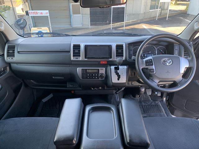 ハイエースバン スーパーＧＬ　ＳＤナビ　バックカメラ　ＬＥＤヘッドライト　Ｂｌｕｅｔｏｏｔｈ　禁煙車　ＵＳＢポート　ＥＴＣ　スマートキー　盗難防止装置　ドライブレコーダー　電動格納ミラー　ＤＶＤ再生　ＣＤ再生　フォグランプ（3枚目）