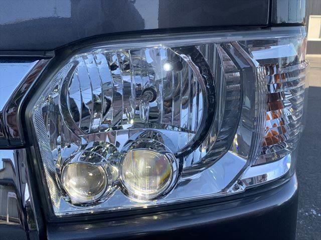 ハイエースバン スーパーＧＬ　ＳＤナビ　バックカメラ　ＬＥＤヘッドライト　Ｂｌｕｅｔｏｏｔｈ　禁煙車　ＵＳＢポート　ＥＴＣ　スマートキー　盗難防止装置　ドライブレコーダー　電動格納ミラー　ＤＶＤ再生　ＣＤ再生　フォグランプ（11枚目）