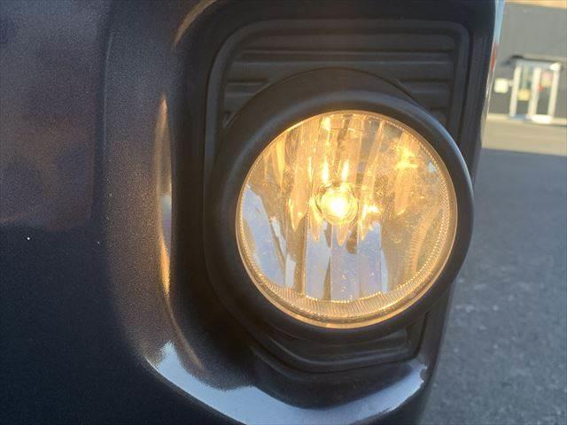 ハイエースバン スーパーＧＬ　ＳＤナビ　バックカメラ　ＬＥＤヘッドライト　Ｂｌｕｅｔｏｏｔｈ　禁煙車　ＵＳＢポート　ＥＴＣ　スマートキー　盗難防止装置　ドライブレコーダー　電動格納ミラー　ＤＶＤ再生　ＣＤ再生　フォグランプ（12枚目）