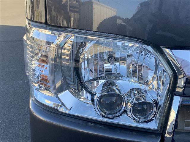 ハイエースバン スーパーＧＬ　ＳＤナビ　バックカメラ　ＬＥＤヘッドライト　Ｂｌｕｅｔｏｏｔｈ　禁煙車　ＵＳＢポート　ＥＴＣ　スマートキー　盗難防止装置　ドライブレコーダー　電動格納ミラー　ＤＶＤ再生　ＣＤ再生　フォグランプ（22枚目）