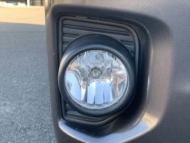 ハイエースバン スーパーＧＬ　ＳＤナビ　バックカメラ　ＬＥＤヘッドライト　Ｂｌｕｅｔｏｏｔｈ　禁煙車　ＵＳＢポート　ＥＴＣ　スマートキー　盗難防止装置　ドライブレコーダー　電動格納ミラー　ＤＶＤ再生　ＣＤ再生　フォグランプ（24枚目）