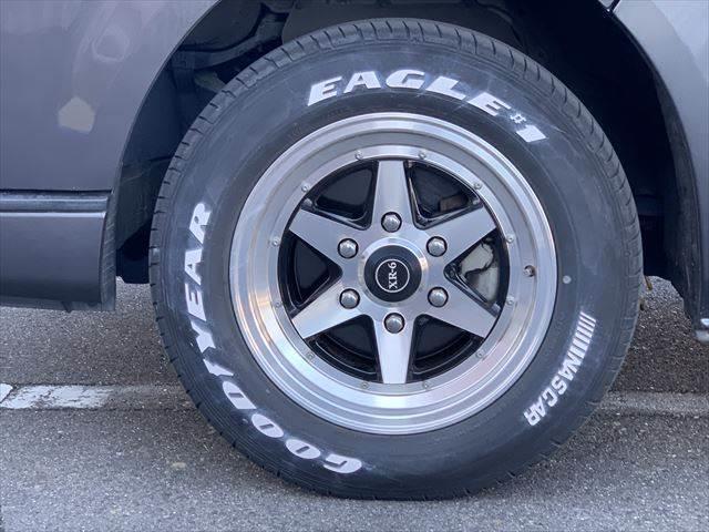 ハイエースバン スーパーＧＬ　ＳＤナビ　バックカメラ　ＬＥＤヘッドライト　Ｂｌｕｅｔｏｏｔｈ　禁煙車　ＵＳＢポート　ＥＴＣ　スマートキー　盗難防止装置　ドライブレコーダー　電動格納ミラー　ＤＶＤ再生　ＣＤ再生　フォグランプ（29枚目）