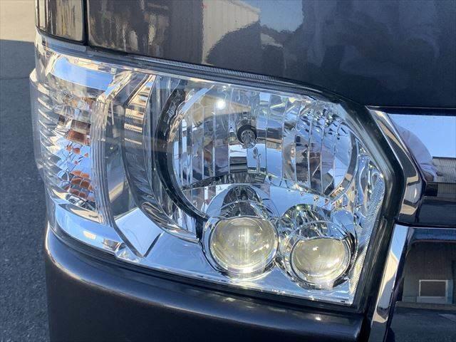 ハイエースバン スーパーＧＬ　ＳＤナビ　バックカメラ　ＬＥＤヘッドライト　Ｂｌｕｅｔｏｏｔｈ　禁煙車　ＵＳＢポート　ＥＴＣ　スマートキー　盗難防止装置　ドライブレコーダー　電動格納ミラー　ＤＶＤ再生　ＣＤ再生　フォグランプ（30枚目）