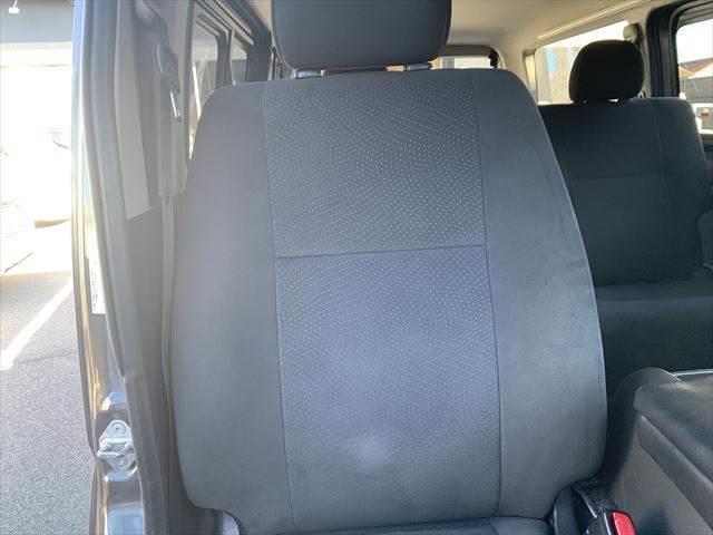 ハイエースバン スーパーＧＬ　ＳＤナビ　バックカメラ　ＬＥＤヘッドライト　Ｂｌｕｅｔｏｏｔｈ　禁煙車　ＵＳＢポート　ＥＴＣ　スマートキー　盗難防止装置　ドライブレコーダー　電動格納ミラー　ＤＶＤ再生　ＣＤ再生　フォグランプ（50枚目）