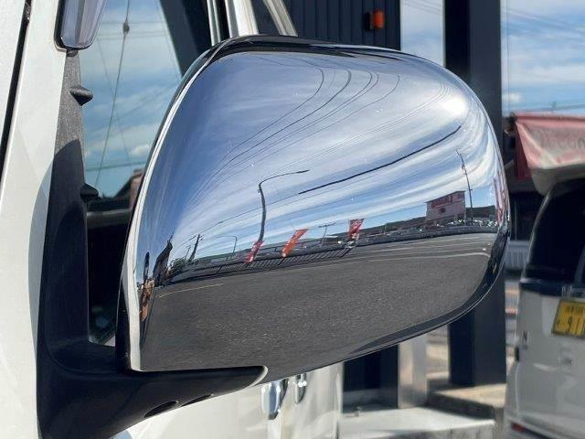 ハイエースバン スーパーＧＬ　ダークプライム　ディーゼルターボ　５型セーフティセンスＰ　禁煙車　ＬＥＤヘッドライト　ドライブレコーダー　デジタルインナーミラー　衝突軽減　コーナーセンサー　スマートキー　ハーフレザー　オートマチックハイビーム（27枚目）