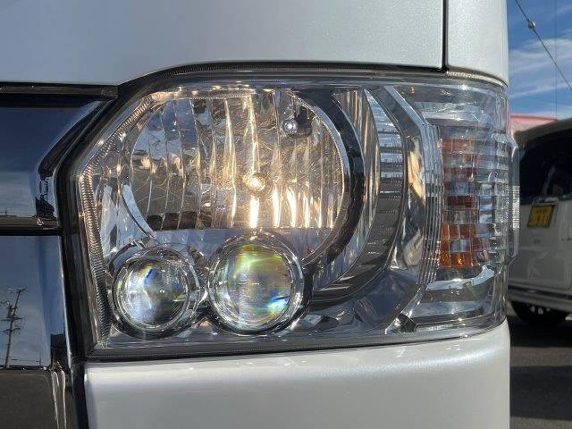 ハイエースバン スーパーＧＬ　ダークプライム　両側パワースライドドア　４ＷＤ　禁煙車　ＳＤナビ　Ｂｌｕｅｔｏｏｔｈ　バックカメラ　フルセグＴＶ　ＬＥＤヘッドライト　スマートキー　ハーフレザーシート　盗難防止装置　電動格納ミラー　ＥＴＣ（15枚目）